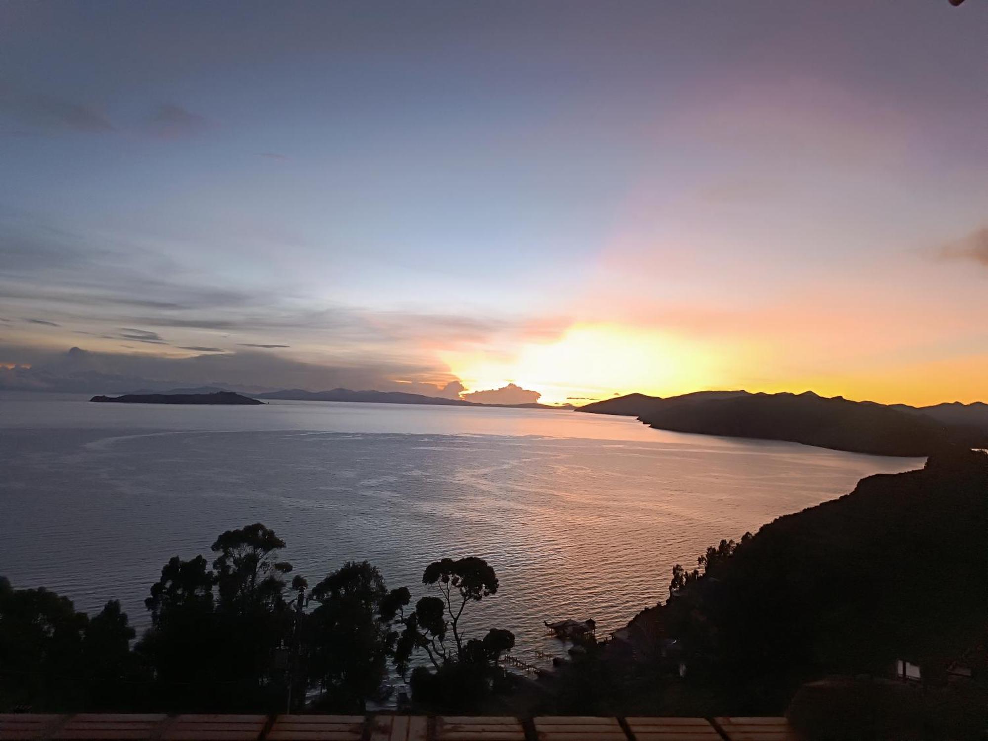 Sol Y Luna - Isla Del Sol Comunidad Yumani Екстер'єр фото